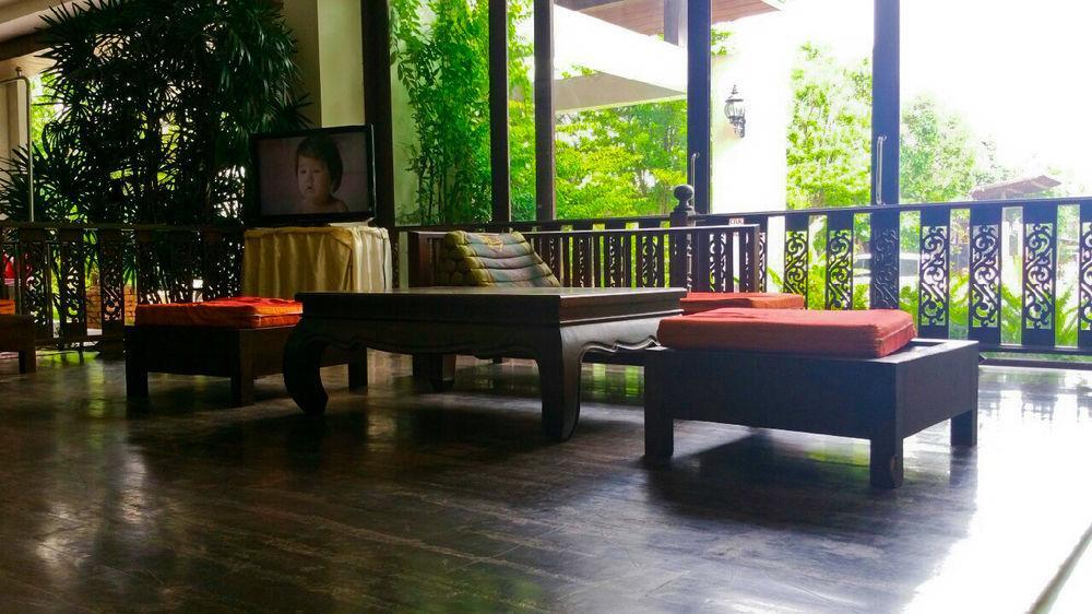 Nana Buri Hotel Chumphon Exterior foto