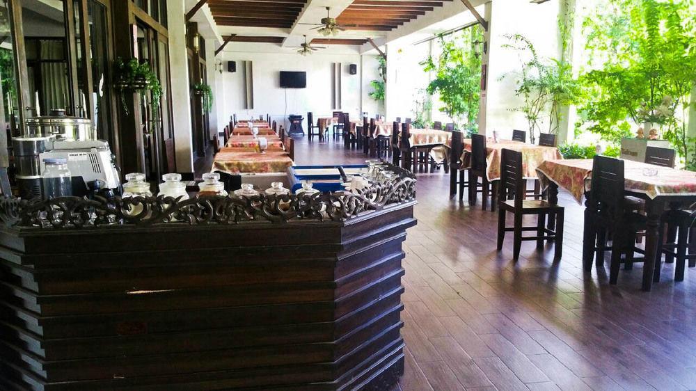 Nana Buri Hotel Chumphon Exterior foto