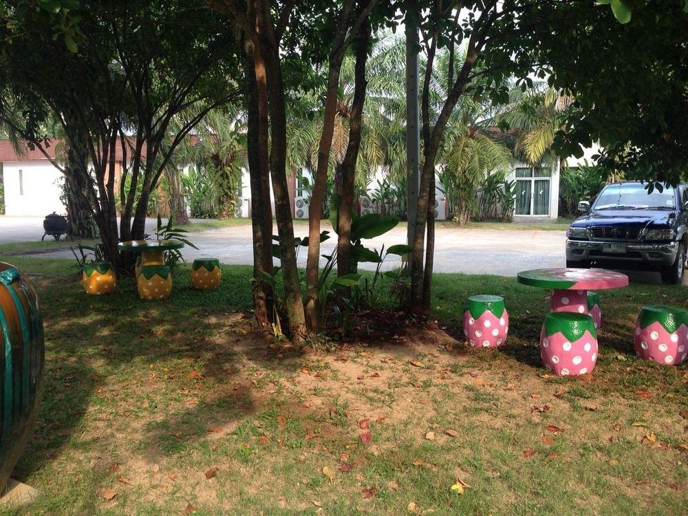 Nana Buri Hotel Chumphon Exterior foto