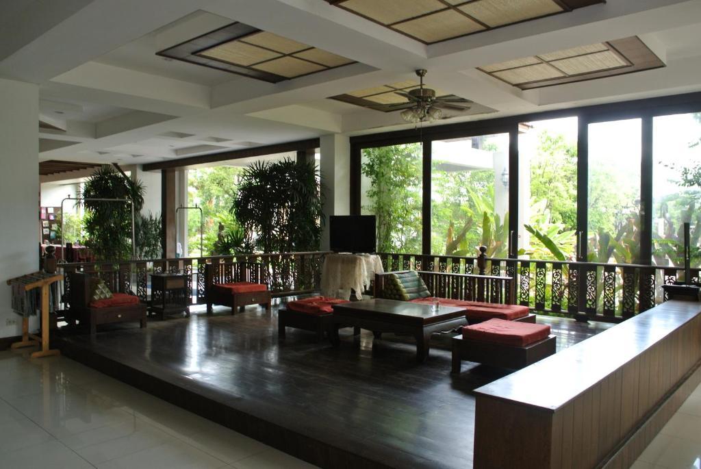 Nana Buri Hotel Chumphon Exterior foto