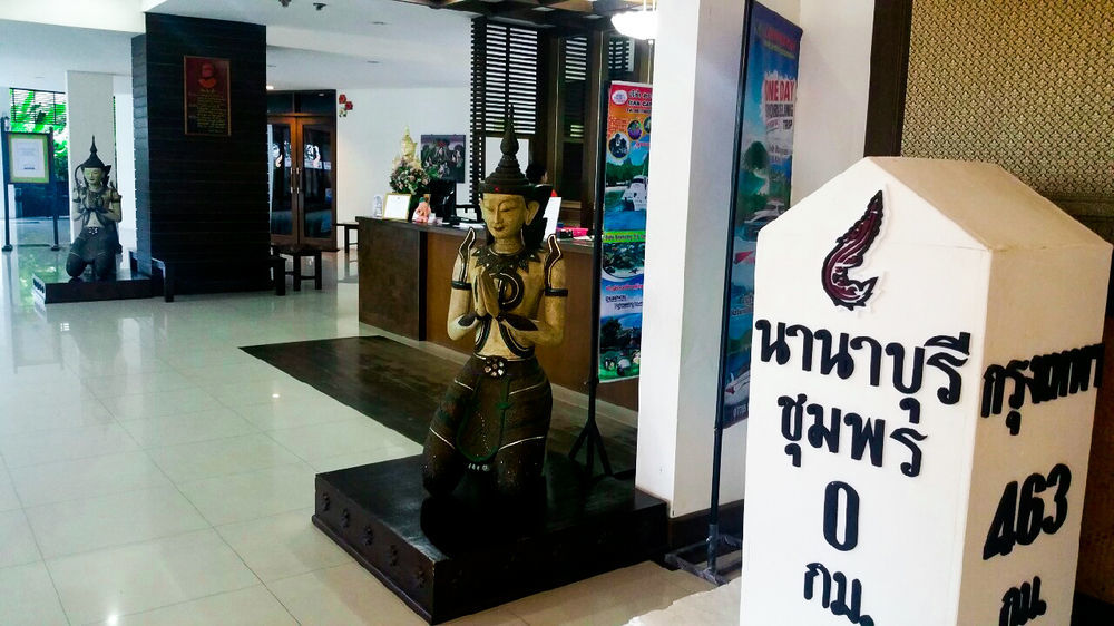 Nana Buri Hotel Chumphon Exterior foto
